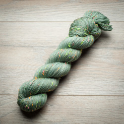 Kakkoslaatuinen lanka - Neon Donegal Tweed Valse Lente