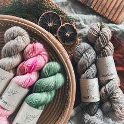 Gold Glitter Sock DK