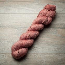 Kakkoslaatuinen lanka - Donegal Tweed Rose Gold